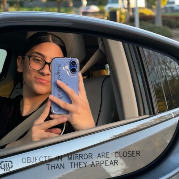 Meet your Posher, Savannah - Picture 2 of 16